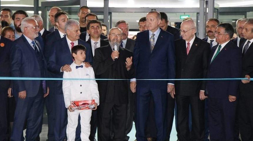 Cumhurbaşkanı Erdoğan Ve Başbakan Yıldırım Okul A&ccedil;ılışına Katıldı