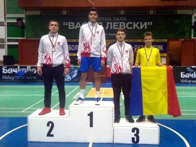 Gaziosmanpaşalı Sporculardan Badmintonda Uluslararası Başarı