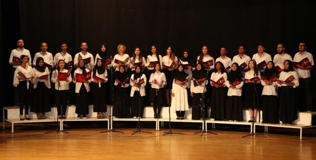 Erciyes &Uuml;niversitesi T&uuml;rk&ccedil;e &Ouml;ğrenim Programından 261 &Ouml;ğrenci Mezun Oldu