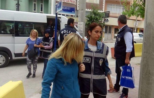 Burdur’daki Masaj Ve Güzellik Salonlarına Eş Zamanlı Fuhuş Baskını: 7 Gözaltı