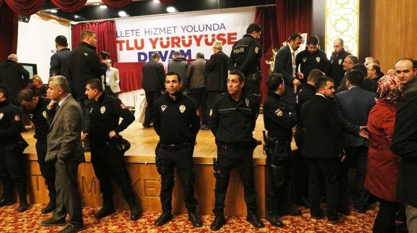 Ak Parti’nin Yüreğir İlçe Kongresi Yapıldı