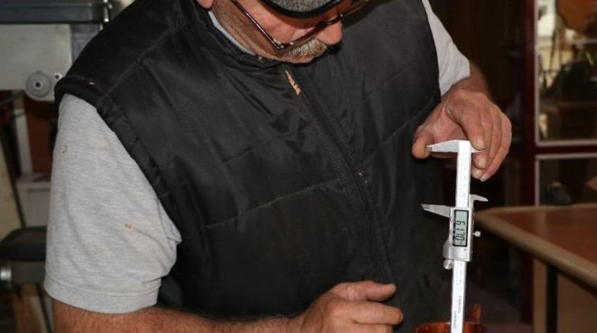 Bu Bardağın Dünyada Bir Benzeri Yok