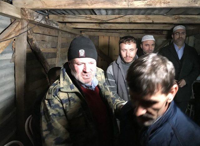 Başbakan Yardımcısı &Ccedil;avuşoğlu&rsquo;ndan Şehit Ailesine Ziyaret 2