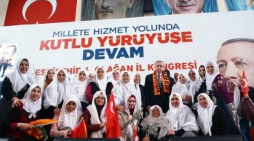 Cumhurbaşkanı Erdoğan&rsquo;ı Zeytin Dallarıyla Karşıladılar