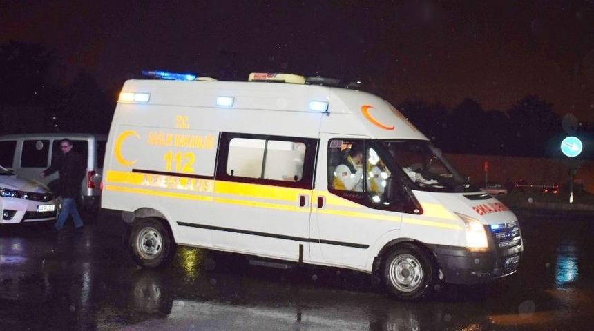 Emniyet M&uuml;d&uuml;r&uuml; Urhal, Silah Temizlerken Yaralanan Polisleri Ziyaret Etti