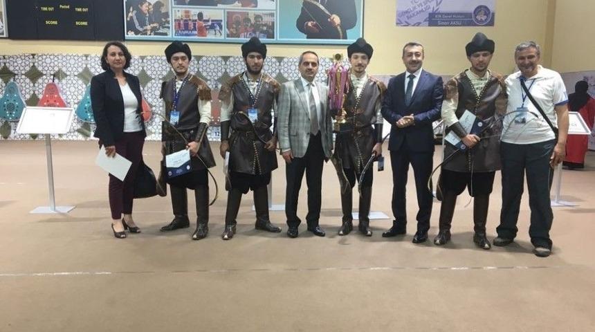 Karab&uuml;k&rsquo;e Derecelerle D&ouml;nd&uuml;ler