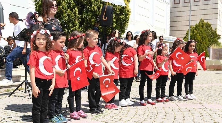 Başkentli Minikler Destan Yazdı