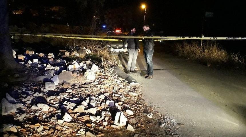 Sevgilisiyle Buluşmaya Geldi, Sokak Ortasında &Ouml;ld&uuml;r&uuml;ld&uuml;