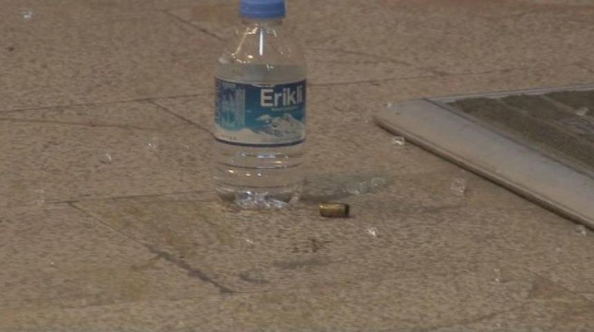 &Ccedil;orbacıda Silahlı Kavga: 3 Yaralı