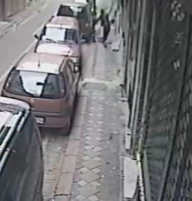 (&ouml;zel Haber) Adım Adım Takip Ettiği Kıza Apartmanda Saldırdı 2