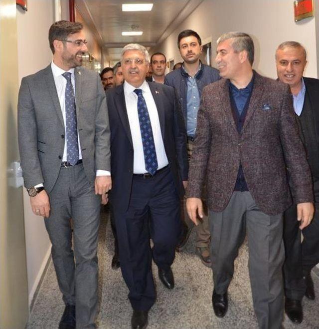 Demir&ouml;z&rsquo;den Tatvan Belediyesine Ziyaret 1