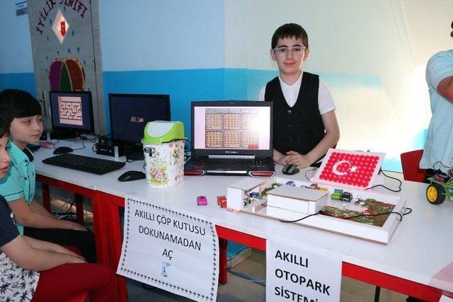 Yozgat Çözüm Koleji Yıl Sonu Sergisi Beğeni Topladı