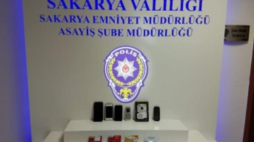 1 Milyon Tl&rsquo;lik Vurgun Yapan 6 Dolandırıcı Sakarya&rsquo;da Yakalandı