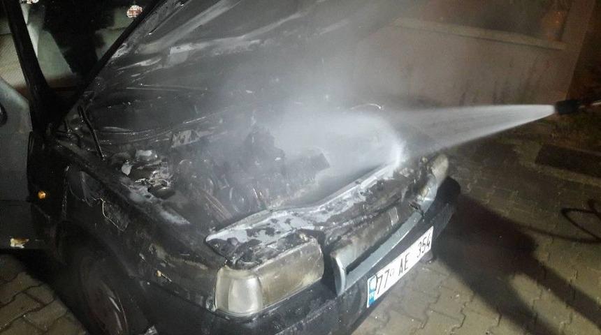 Yalova&rsquo;da Ara&ccedil; Yangını