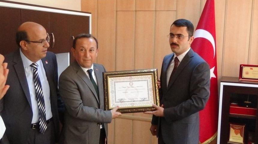 Chp, Karab&uuml;k Tarihinde İlk Defa Vekil &Ccedil;ıkardı