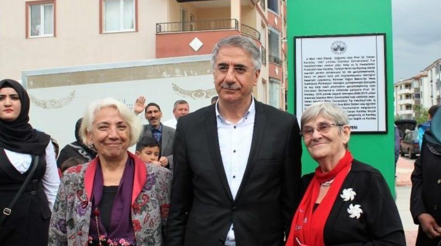 Elazığ&rsquo;da Canan Karatay&rsquo;ın İsmi Parka Verildi