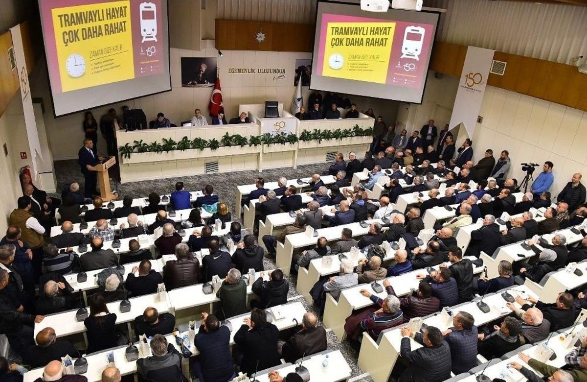 Başkan Kocaoğlu Taksicilere Tramvayı Anlattı