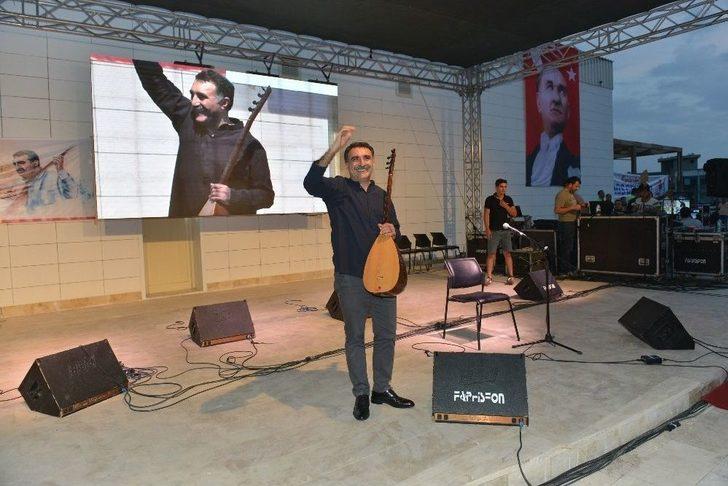 Erdal Erzincan, Türküleriyle Gönüllerde Taht Kurdu G2
