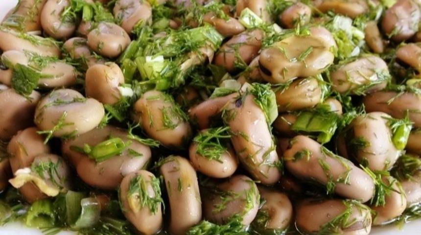 İç Bakla Salatası