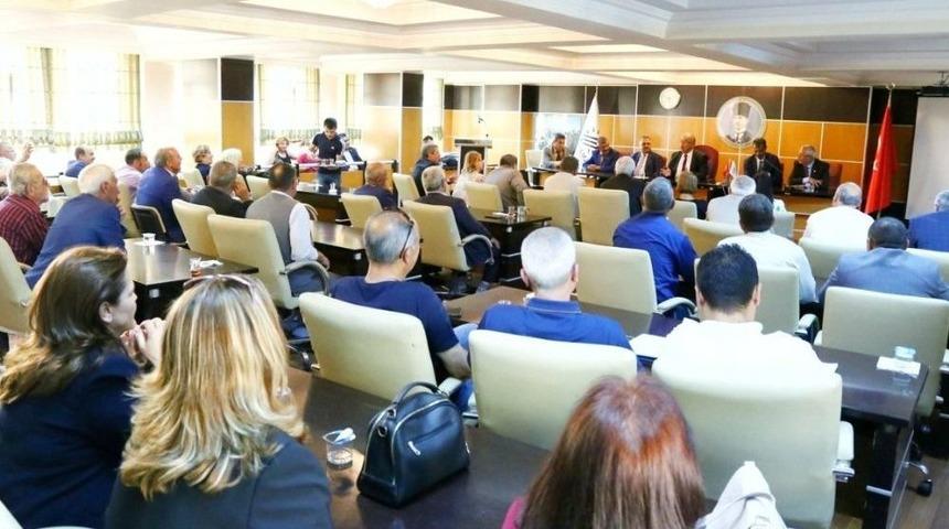 Adıyaman Belediyesi Muhtarları Ağırladı