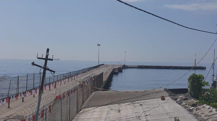 (&ouml;zel) 4 Kişiye Mezar Olan Liman A&ccedil;ılıyor