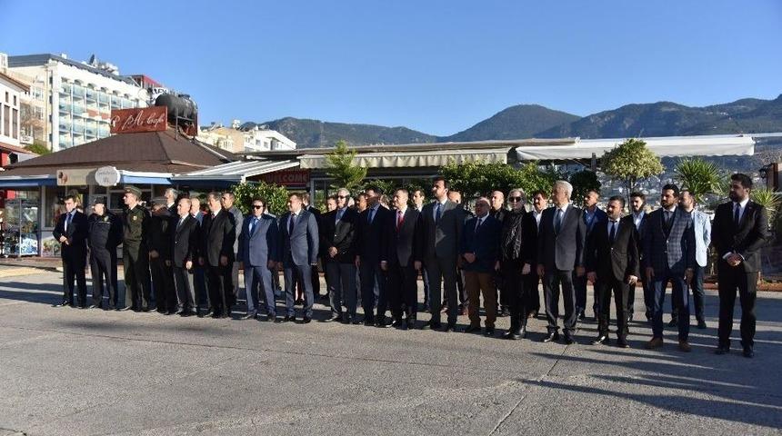 Atat&uuml;rk&rsquo;&uuml;n Alanya&rsquo;ya Gelişi T&ouml;renle Kutlandı
