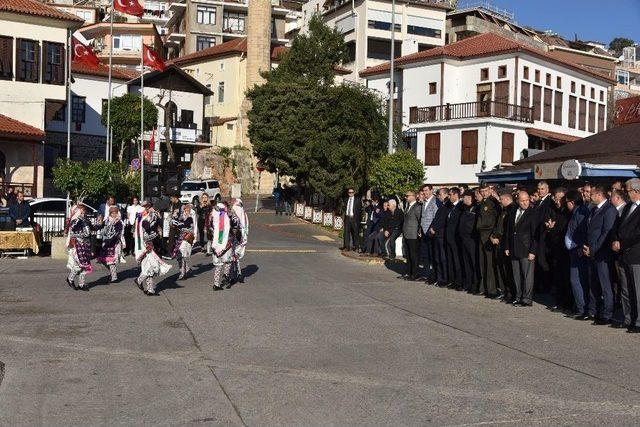 Atat&uuml;rk&rsquo;&uuml;n Alanya&rsquo;ya Gelişi T&ouml;renle Kutlandı 2