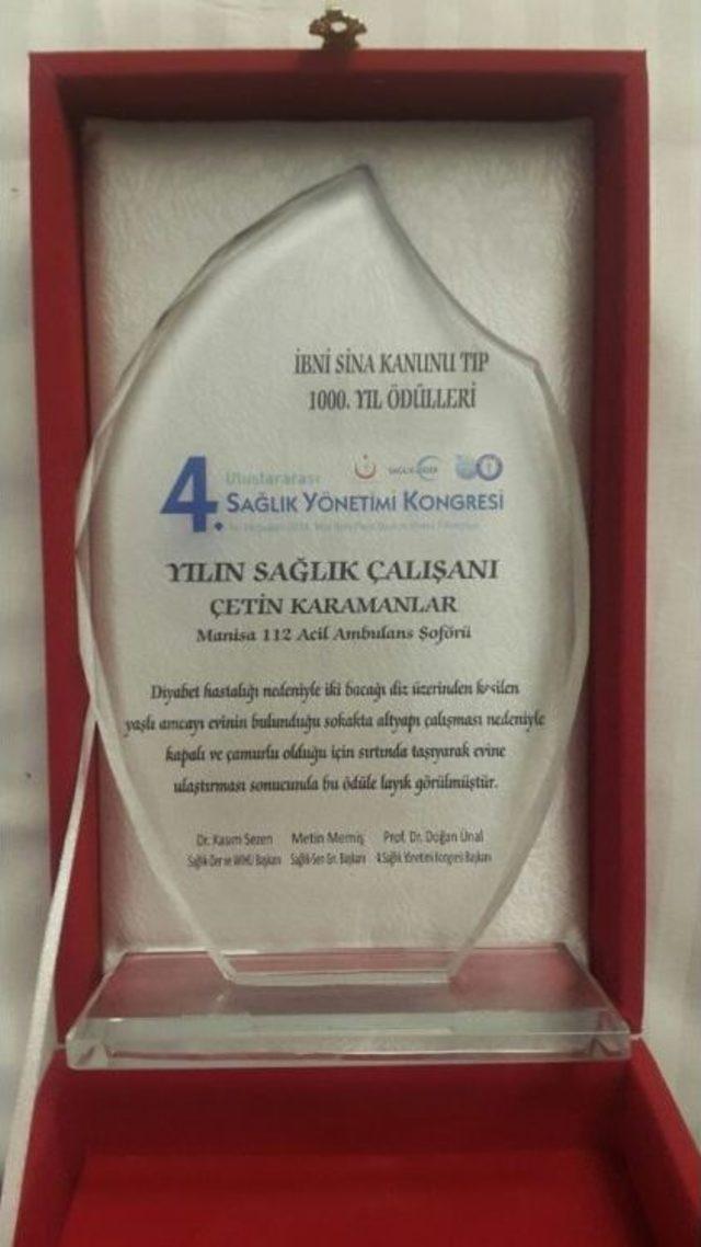 Cumhurbaşkanının ’yiğit’ Dediği Ambulans Şoförü Yılın Sağlık Çalışanı Seçildi