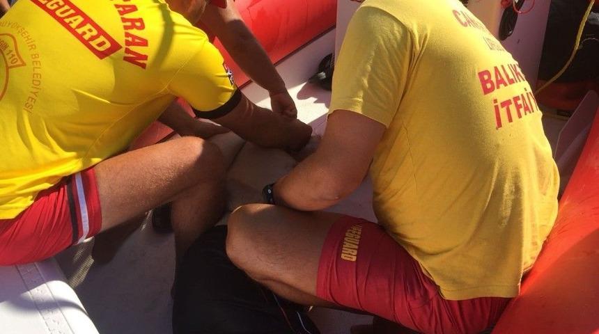 Denizde Fenalaşan Adamı Boğulmaktan İtfaiye Kurtardı