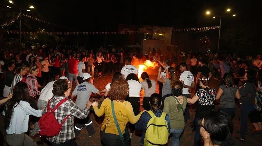 Hıdırellez Coşkusu Mezitli’de Yaşandı