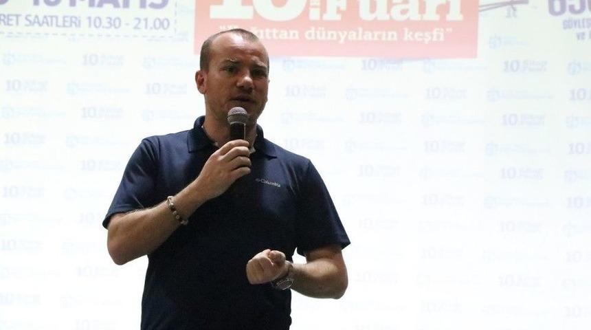 Rotasız Seyyah, Kocaeli Kitap Fuarı&rsquo;nda