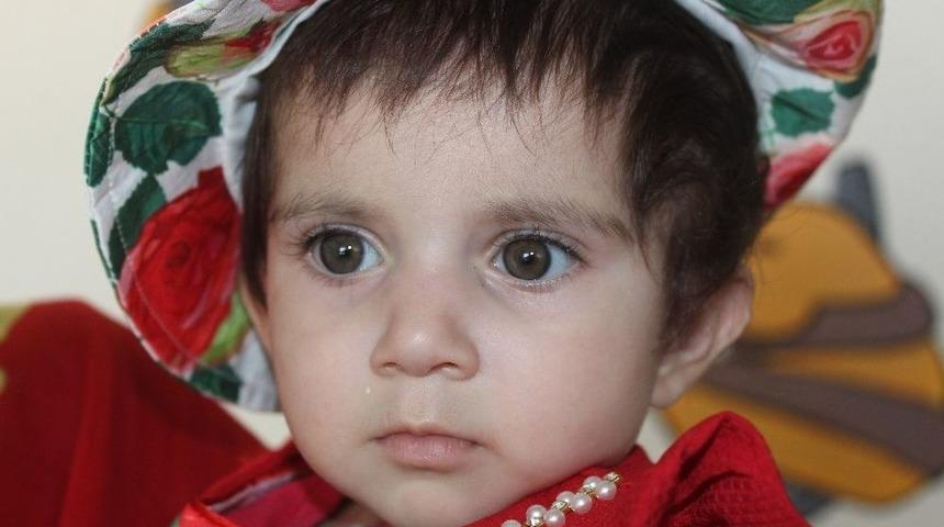 5 Dakika Boyunca Kalbi Duran Bebek Hayata Tutundu