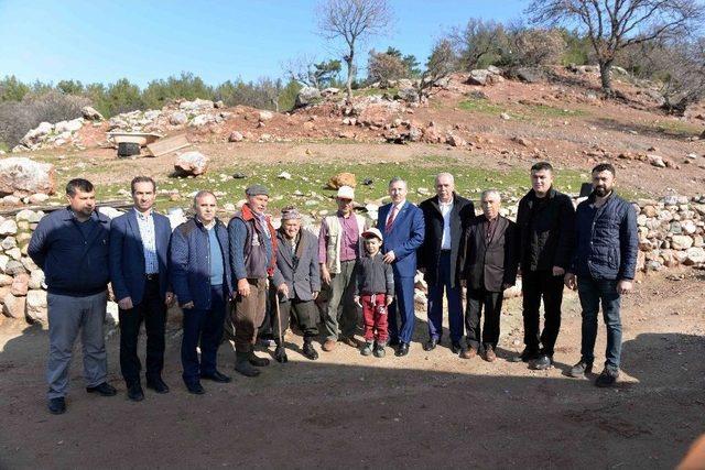 Yıllardır Bekledikleri Elektriğe Kavuşuyorlar