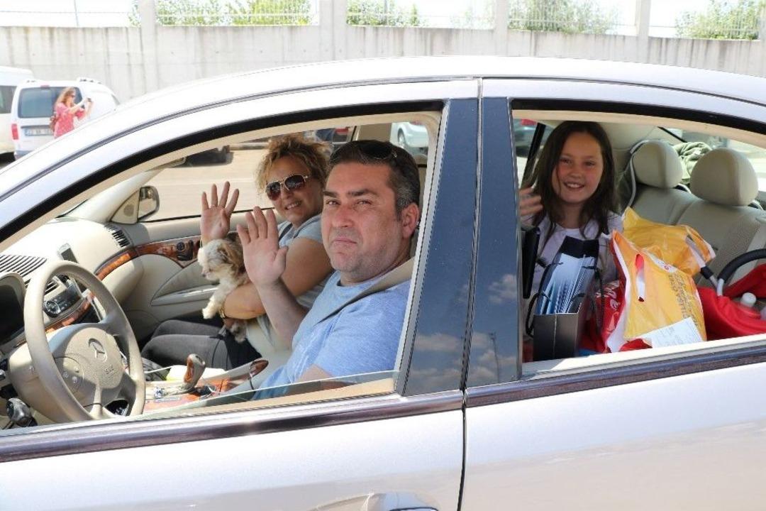 Gurbet&ccedil;ilerin &lsquo;anavatan&rsquo; Yolculuğu Devam Ediyor