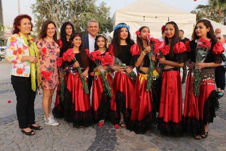 Kuşadası’nda Hıdrellez Coşkusu G2