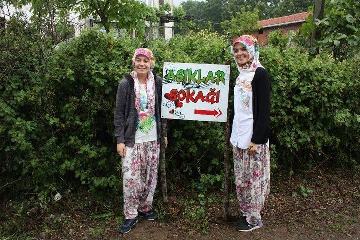 Eş Bulabilmek Umuduyla ’aşıklar Sokağı’nda Buluştular G1