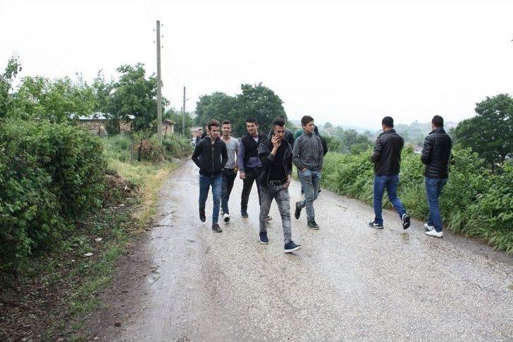 Eş Bulabilmek Umuduyla ’aşıklar Sokağı’nda Buluştular G4