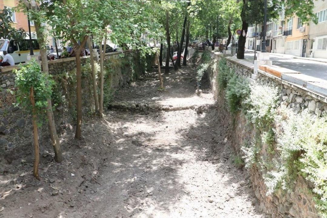 &Ccedil;aybaşı Deresi Eski G&uuml;nlerine Kavuşuyor