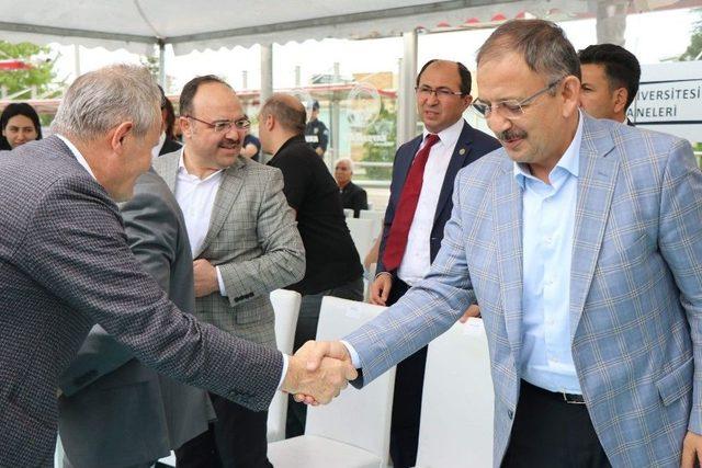 Erciyes Çocuk Hematoloji Onkoloji Ve Kemik İliği Nakli Hastanesi’nin Temeli Bakan Özhaseki’nin Katılımıyla Atıldı