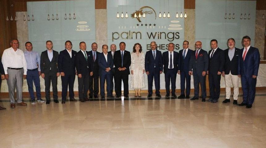 Slovakya Fahri Konsolosları Kuşadası’nda Bir Araya Geldi