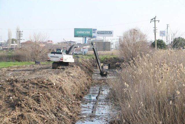 Yeniköy’ün Dere Temizliğinde Sona Yaklaşıldı 1