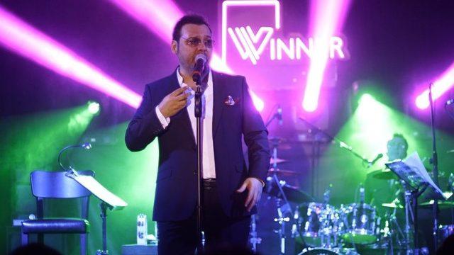 Yaşar Ve Yonca Lodi Winner İncek’te Sahne Aldı