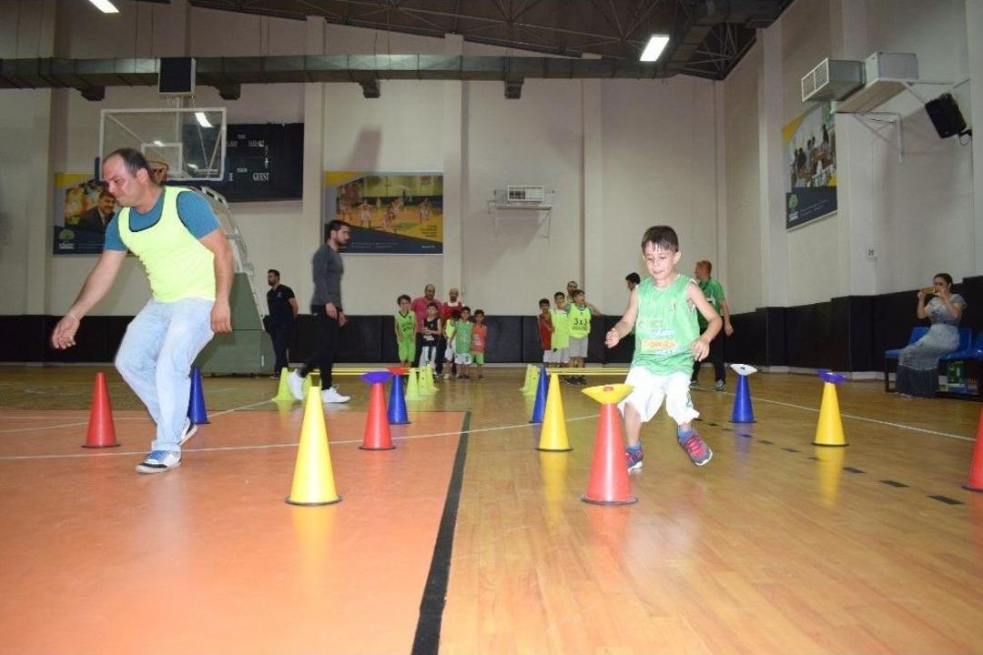 Bu Kez Anne Ve Babalar Yarıştı, &Ccedil;ocuklar Destekledi