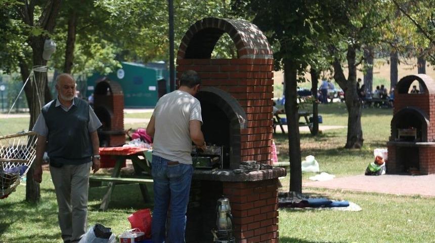 Hafta Sonunu Fırsat Bilen Eskişehirliler Reg&uuml;lat&ouml;r&rsquo;e Akın Etti