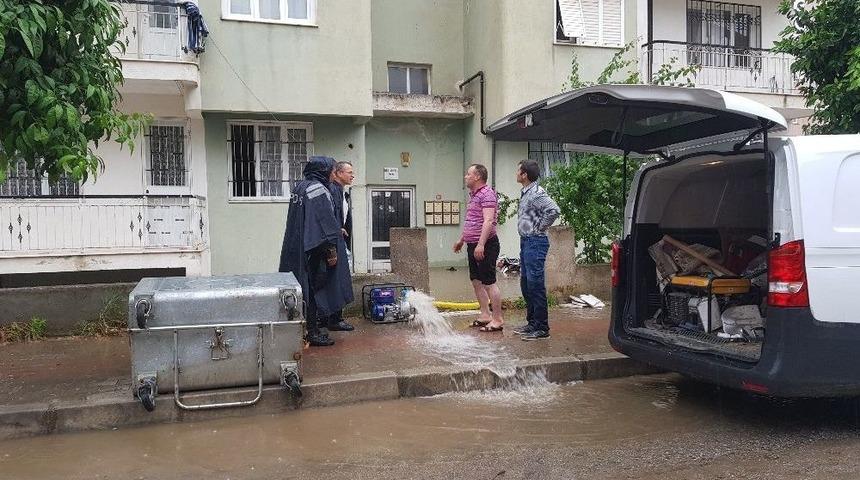 Mayıs Yağmuru Tire&rsquo;de Hayatı Fel&ccedil; Etti