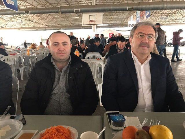 Ahıskalı T&uuml;rklerden Mehmet&ccedil;iğe Destek 1