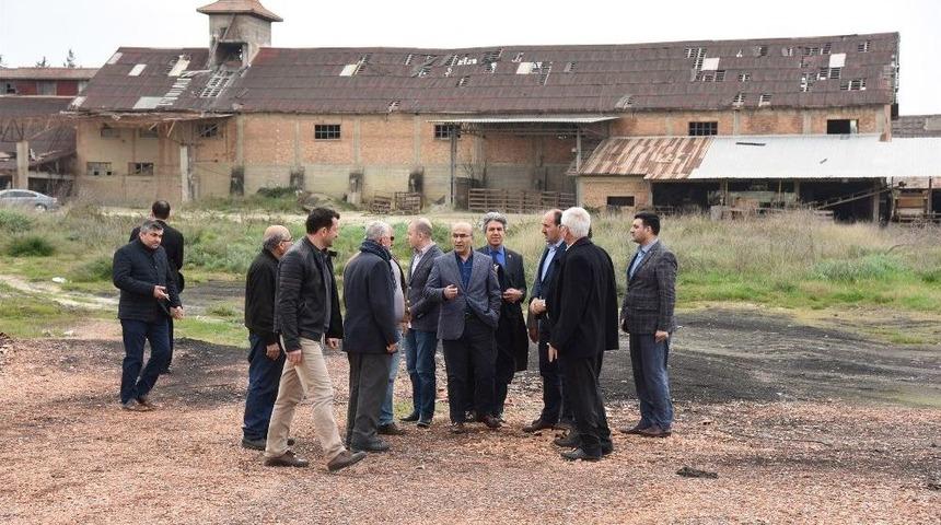 Vali Demirtaş: "vatandaşların Memnuniyeti İ&ccedil;in Gece G&uuml;nd&uuml;z &Ccedil;alışıyoruz"