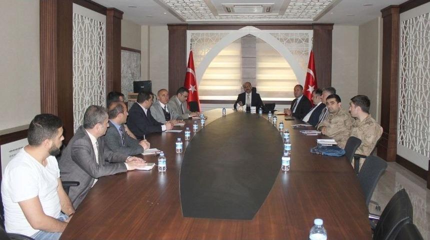 Hakkari&rsquo;de &lsquo;&ccedil;ocuk Koruma Kanunu&rsquo; Toplantısı