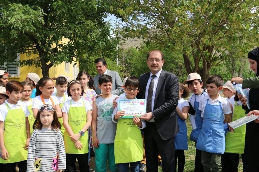 Lider &Ccedil;ocuk Tarım Kampı D&uuml;zenlendi