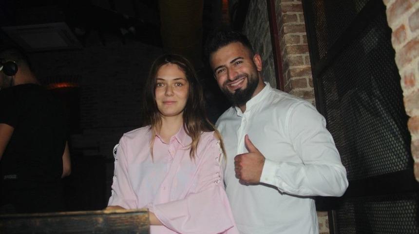 Avrupa&rsquo;nın G&ouml;zde Dj&rsquo;si Kuşadası&rsquo;nda Sevenleri İle Buluştu